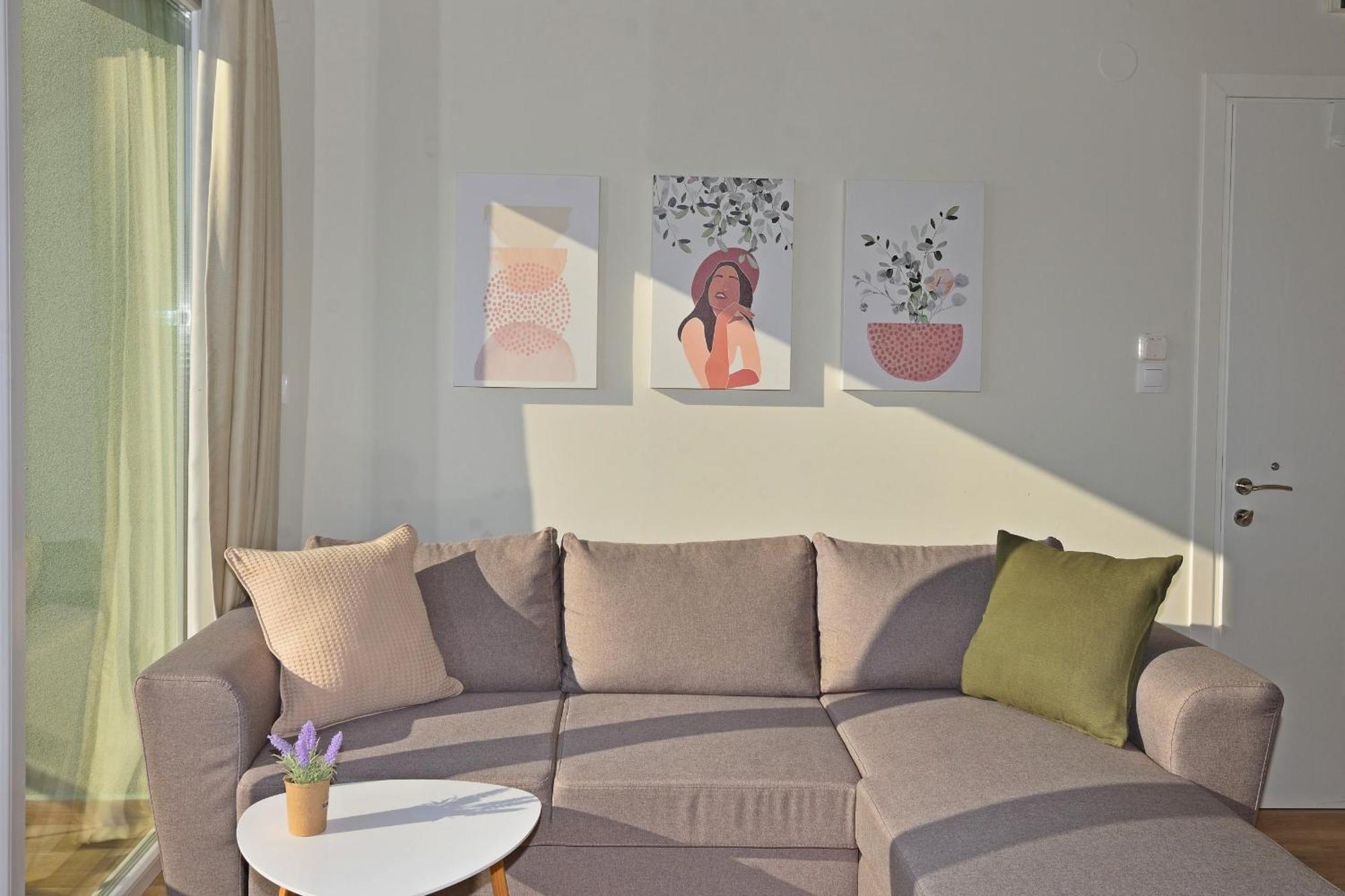 7 Grapes Lejlighedshotel Elevtherai Eksteriør billede